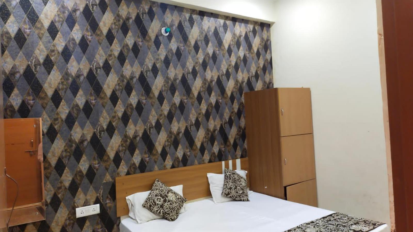 Divine Sparrow Family Homestay Agra (Uttar Pradesh)